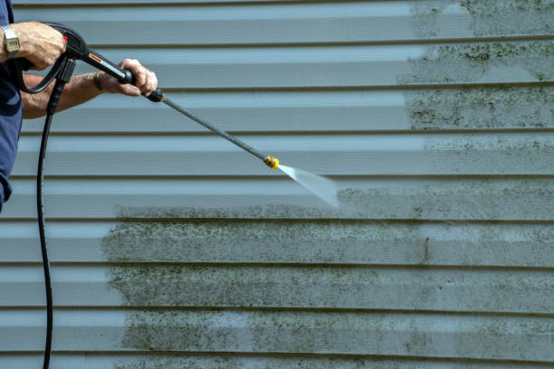 Why Choose Our Certified Pressure Washing Experts for Your Project Needs in Cloverdale, CA?